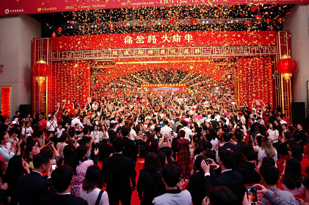 羞羞视频网站《星辰大海》票房突破30亿，创华语科幻新纪录